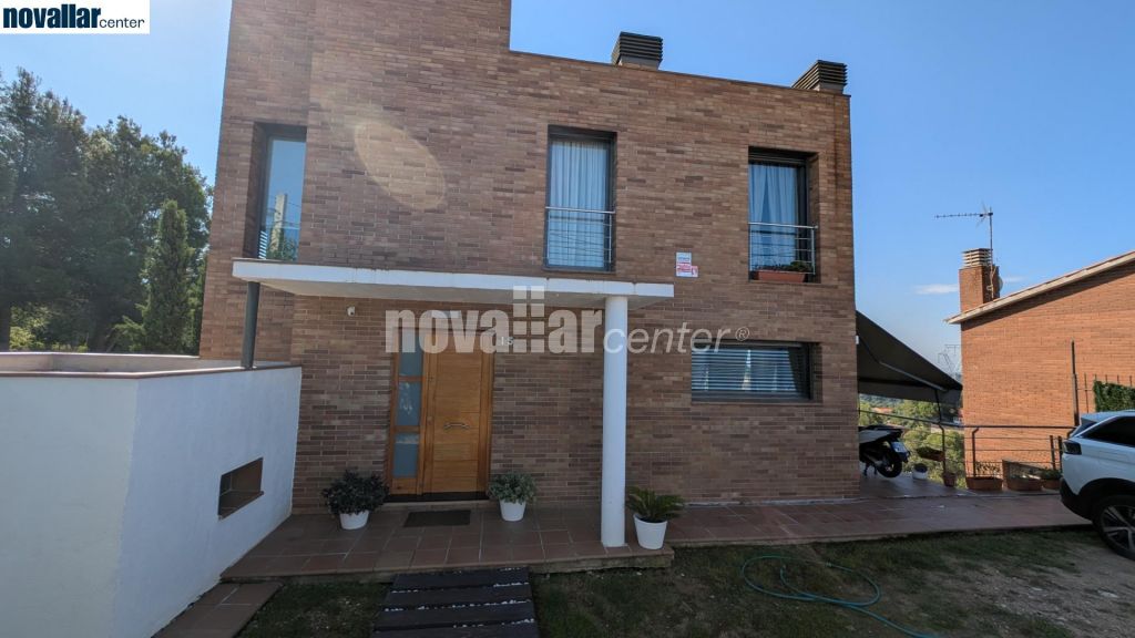 CASA DE 4 HABITACIONES Y 2 BAÑOS EN CAN PALET DE VISTA ALEGRE