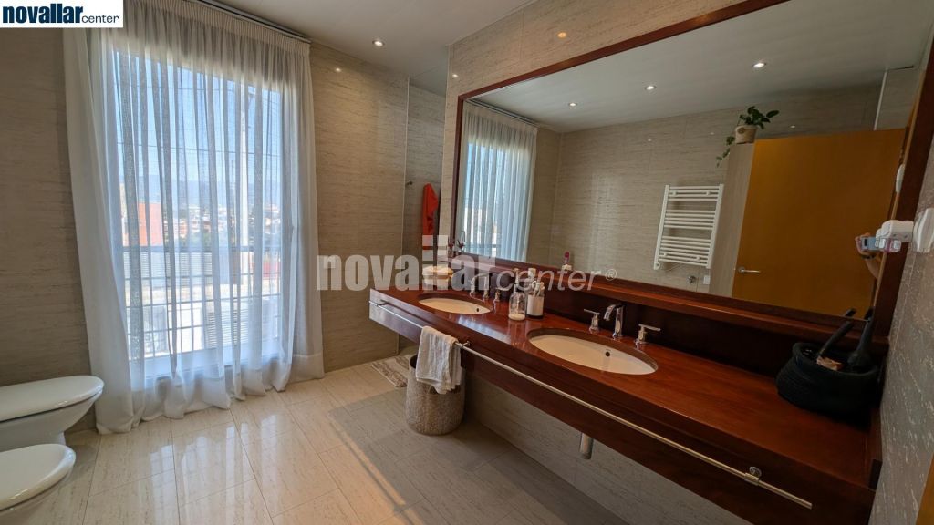 CASA DE 4 HABITACIONES Y 2 BAÑOS EN CAN PALET DE VISTA ALEGRE