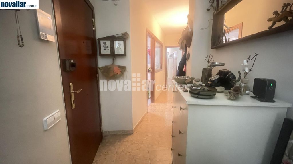 PIS A SANT PERE AMB PISCINA COMUNITÀRIA, PARKING I TRASTER