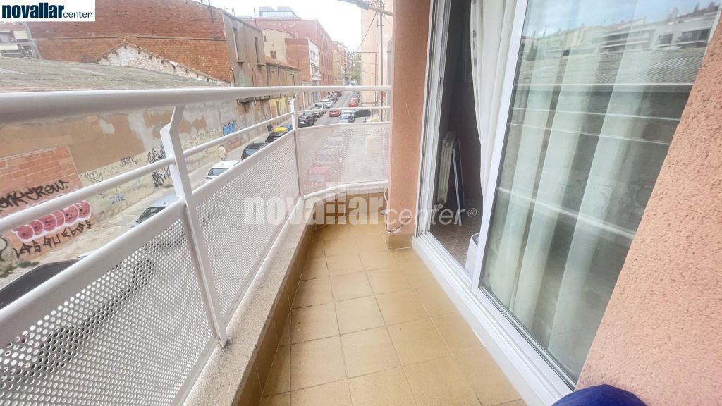 PIS A SANT PERE AMB PISCINA COMUNITÀRIA, PARKING I TRASTER