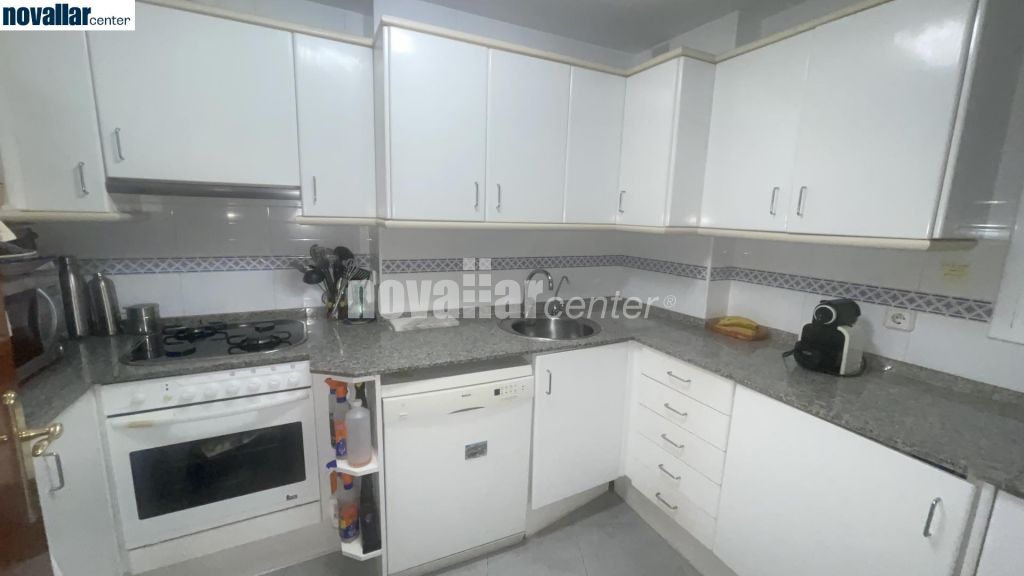 PIS A SANT PERE AMB PISCINA COMUNITÀRIA, PARKING I TRASTER