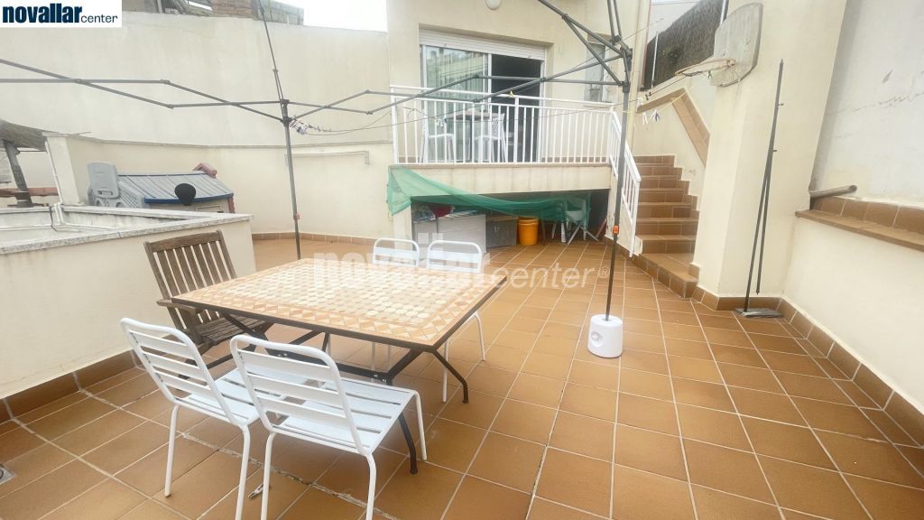 PIS A SANT PERE AMB PISCINA COMUNITÀRIA, PARKING I TRASTER