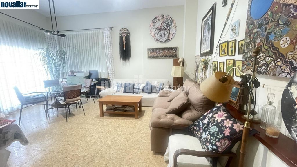 PIS A SANT PERE AMB PISCINA COMUNITÀRIA, PARKING I TRASTER