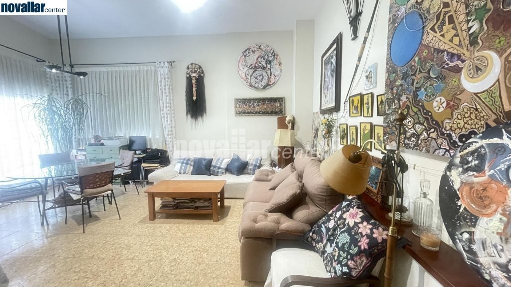 PIS A SANT PERE AMB PISCINA COMUNITÀRIA, PARKING I TRASTER