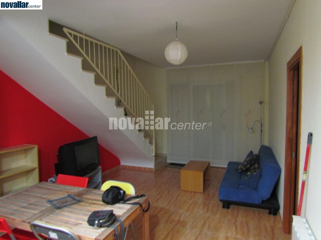 ÀTIC DÚPLEX DEL 2005 AMB PARKING