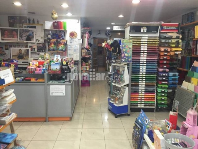 Local en venda a Escoles