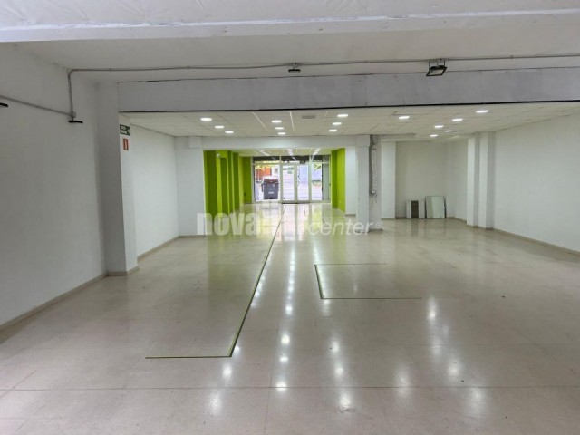 LOCAL COMERCIAL DIÁFANO DE 200 METROS PARA REALIZAR CUALQUIER ACTIVIDAD