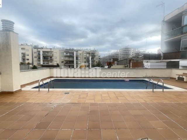 PIS A SANT PERE AMB PISCINA COMUNITÀRIA, PARKING I TRASTER