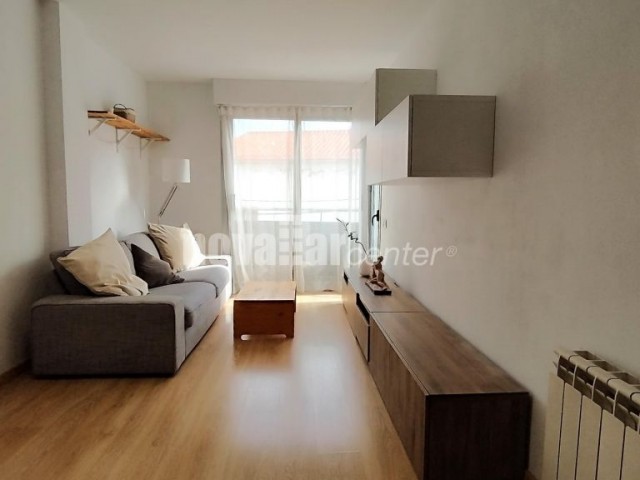 PISO ALQUILADO DE 2 HABITACIONES Y PLAZA DE APARCAMIENTO EN CA N