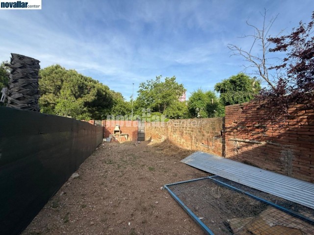 CASA PARA REFORMA INTEGRAL EN SANT PERE, CON PATIO DE 100M