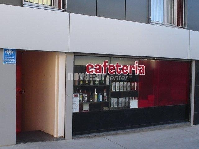 Bar-cafeteria en venda al Centre