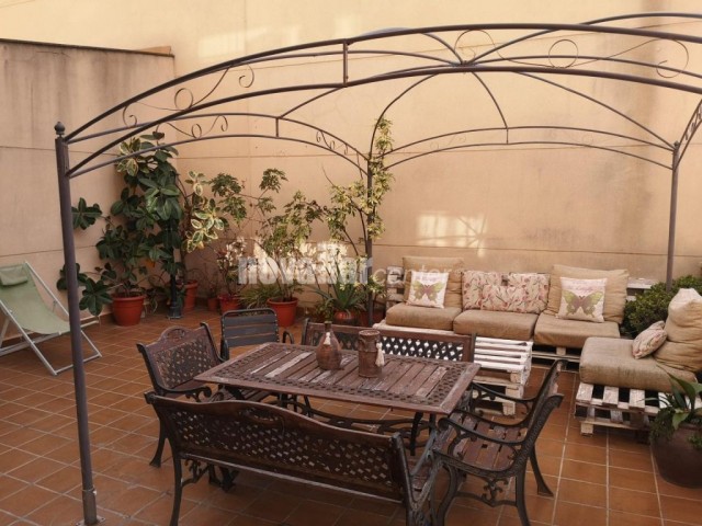 GRAN TERRAZA EN EL BARRIO DEL CENTRO