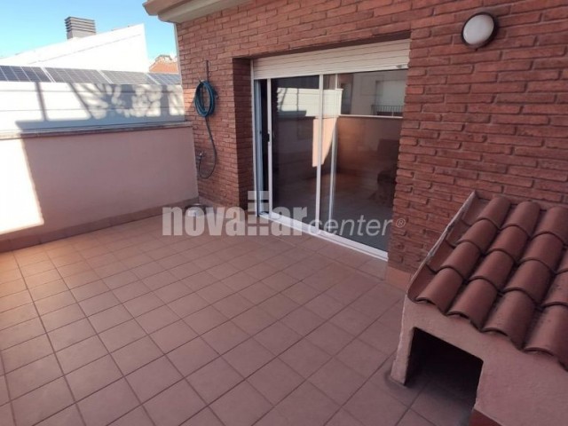 AMPLIA CASA UNIFAMILIAR EN SANT PERE
