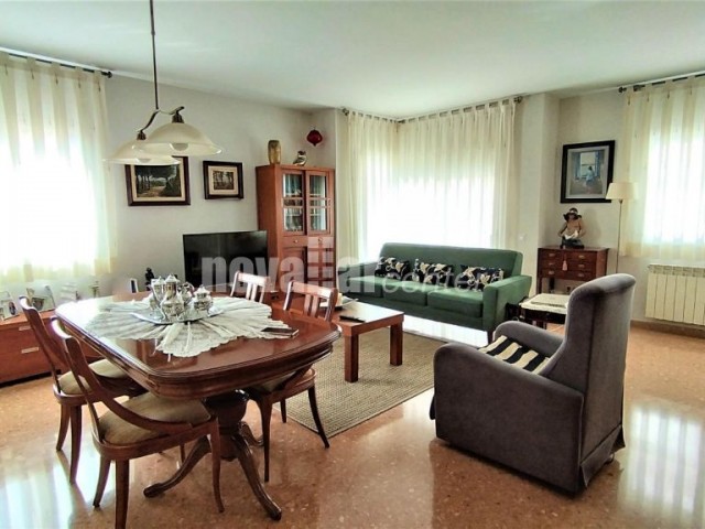 DÚPLEX DE 3 HABITACIONES EN EL CORAZÓN DE SANT PERE